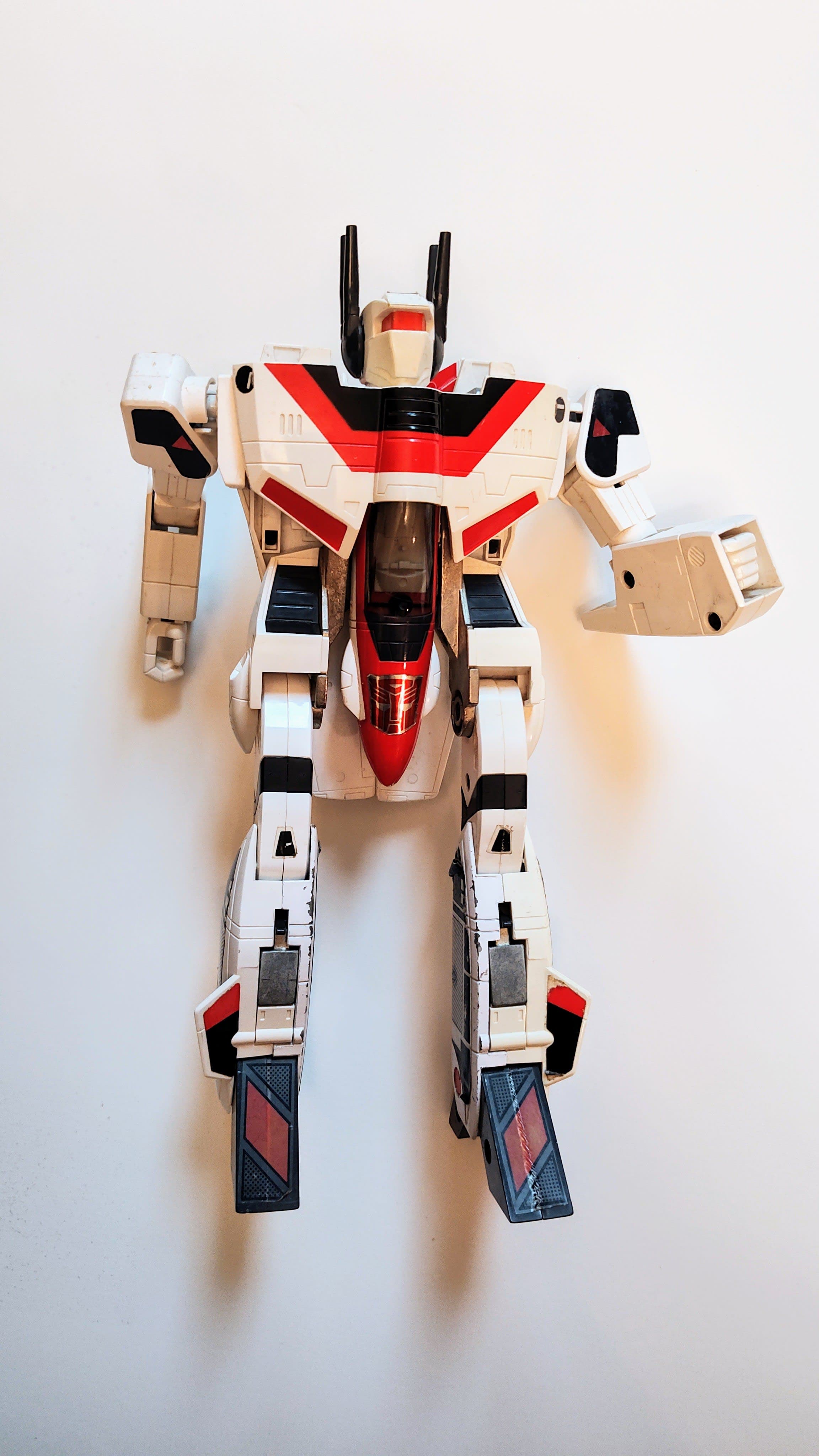 Nostalgia 70s, 80s House, Garage and Craft Room