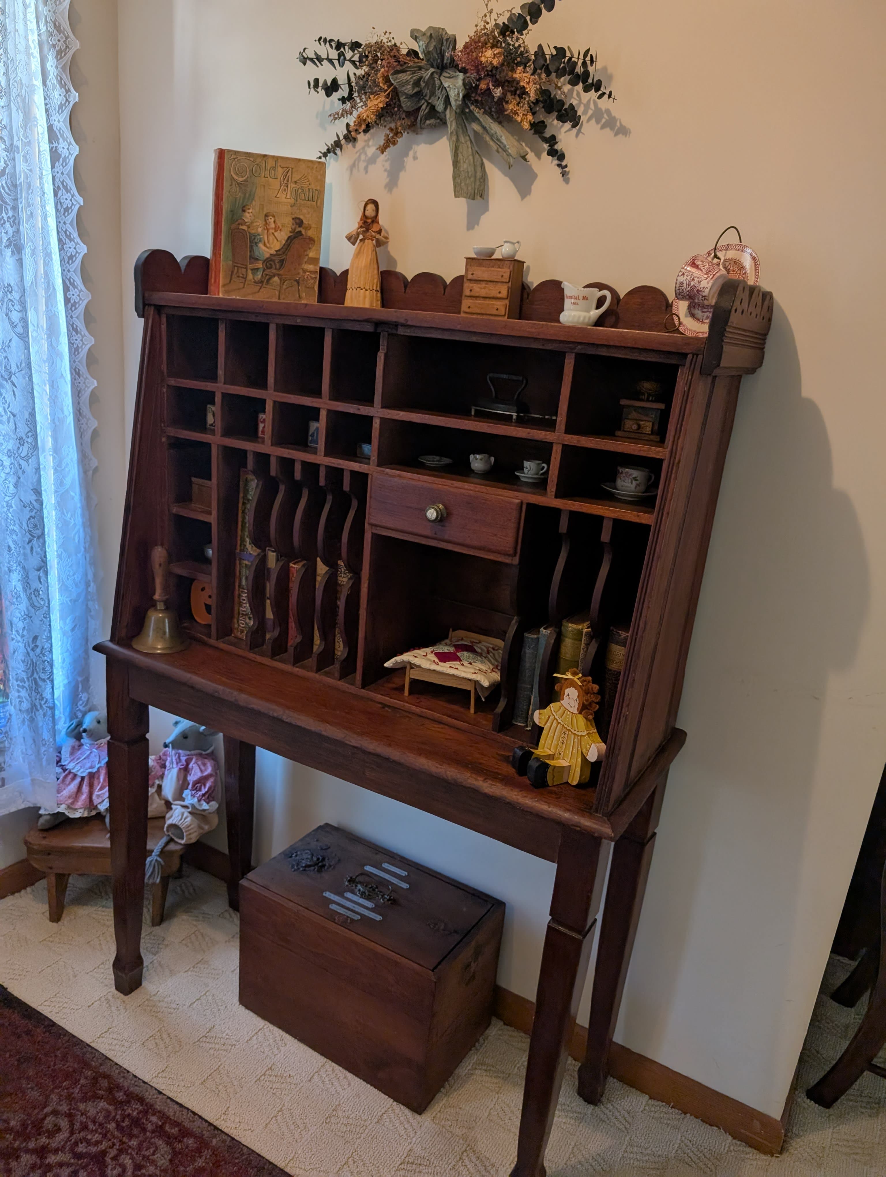 Grasons St Johns & Flagler Counties Amazing Americana & Antiques (Jacksonville)