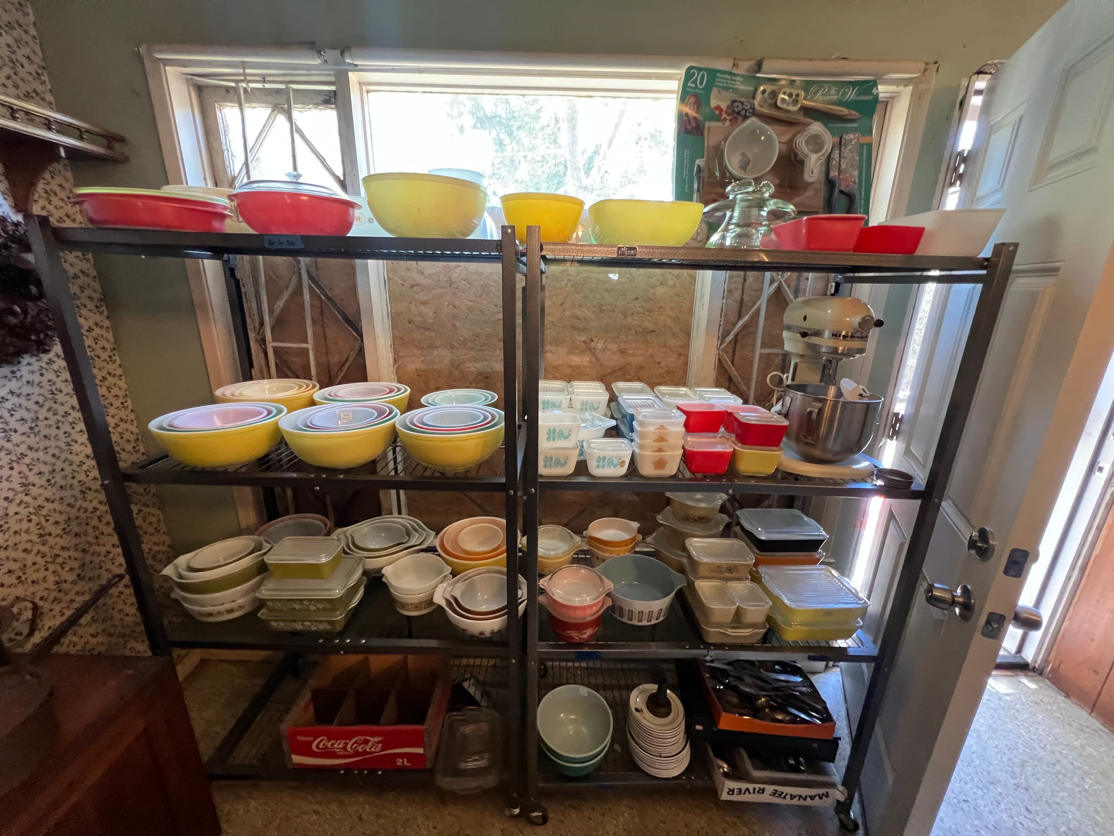 Grasons Coachella Valley, Riverside (Wood Streets) Pickers Estate Sale