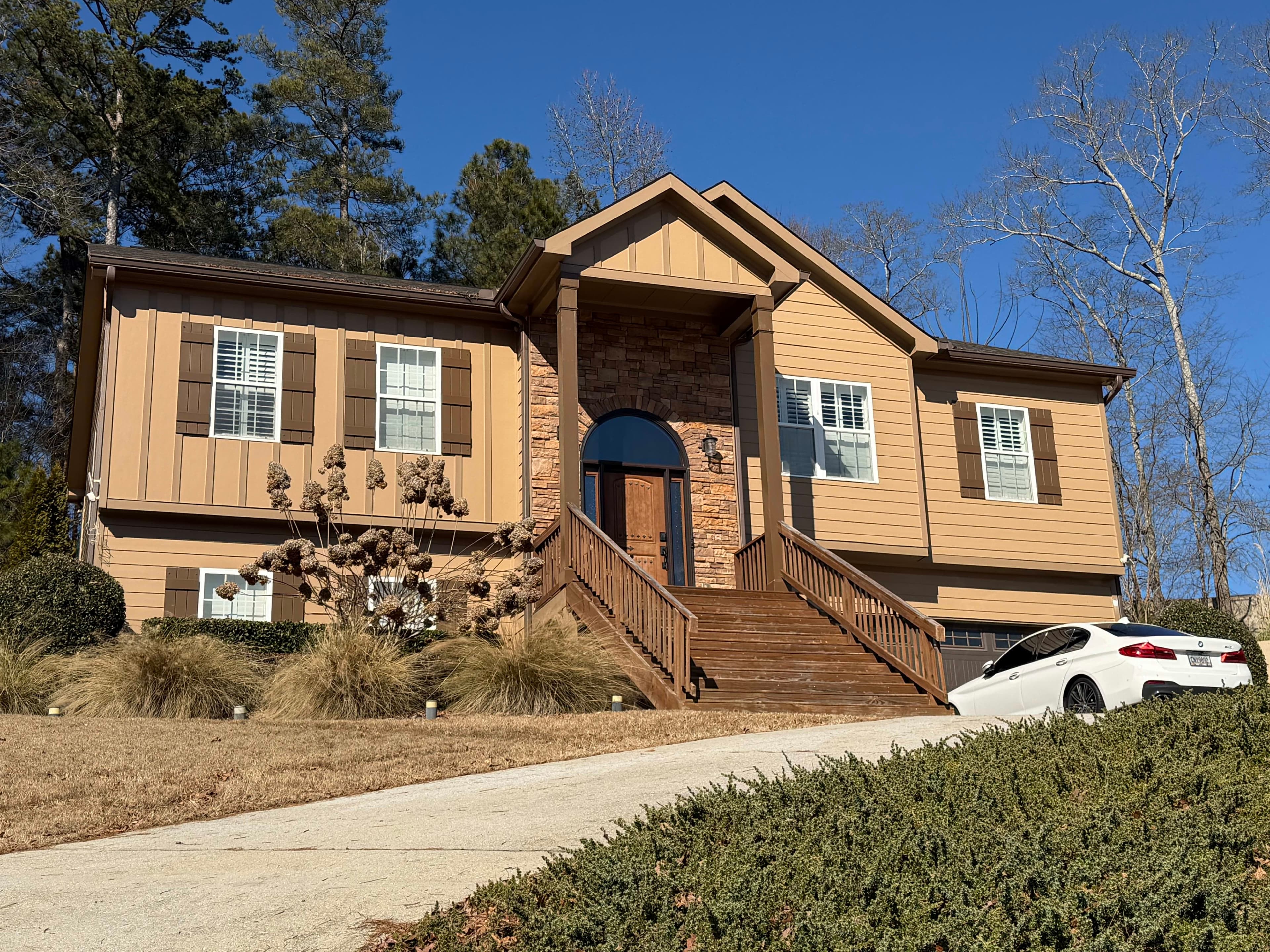 75% OFF SATURDAY-Find Your PERFECT PIECE at This Beautiful Home in Bethlehem!