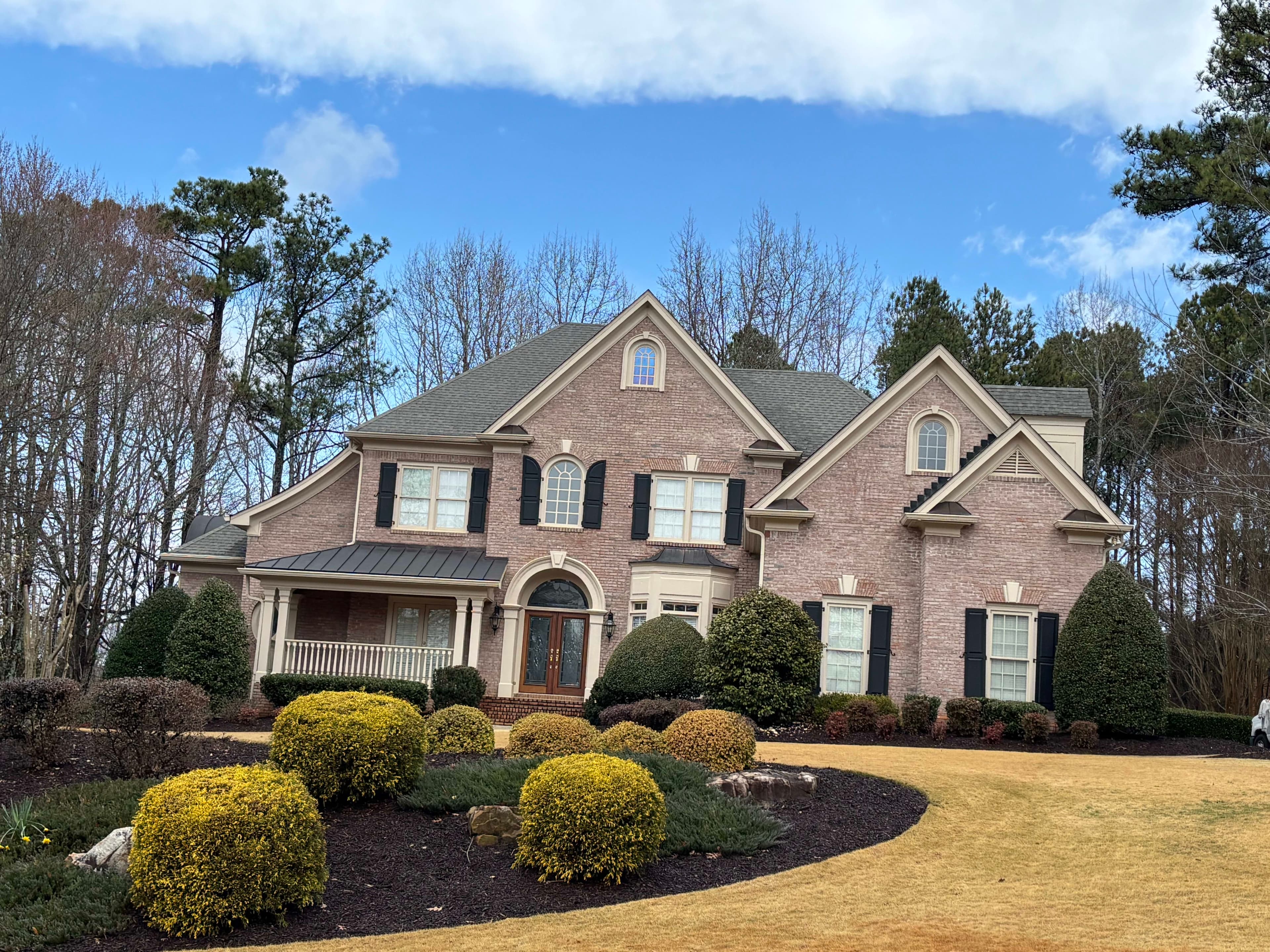 Find Your PERFECT PIECE at This Stunning Home in Sugarloaf CC!